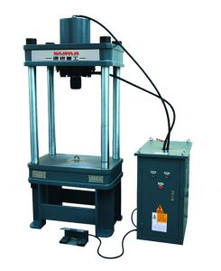 四柱二梁(liáng)液壓機（汽(qì)保液壓機(jī)）