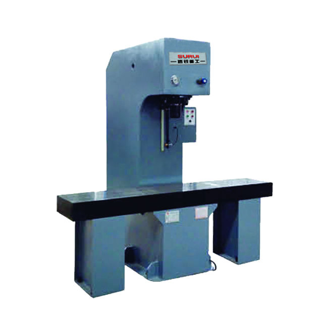 單(dan)柱矯直(zhi)機